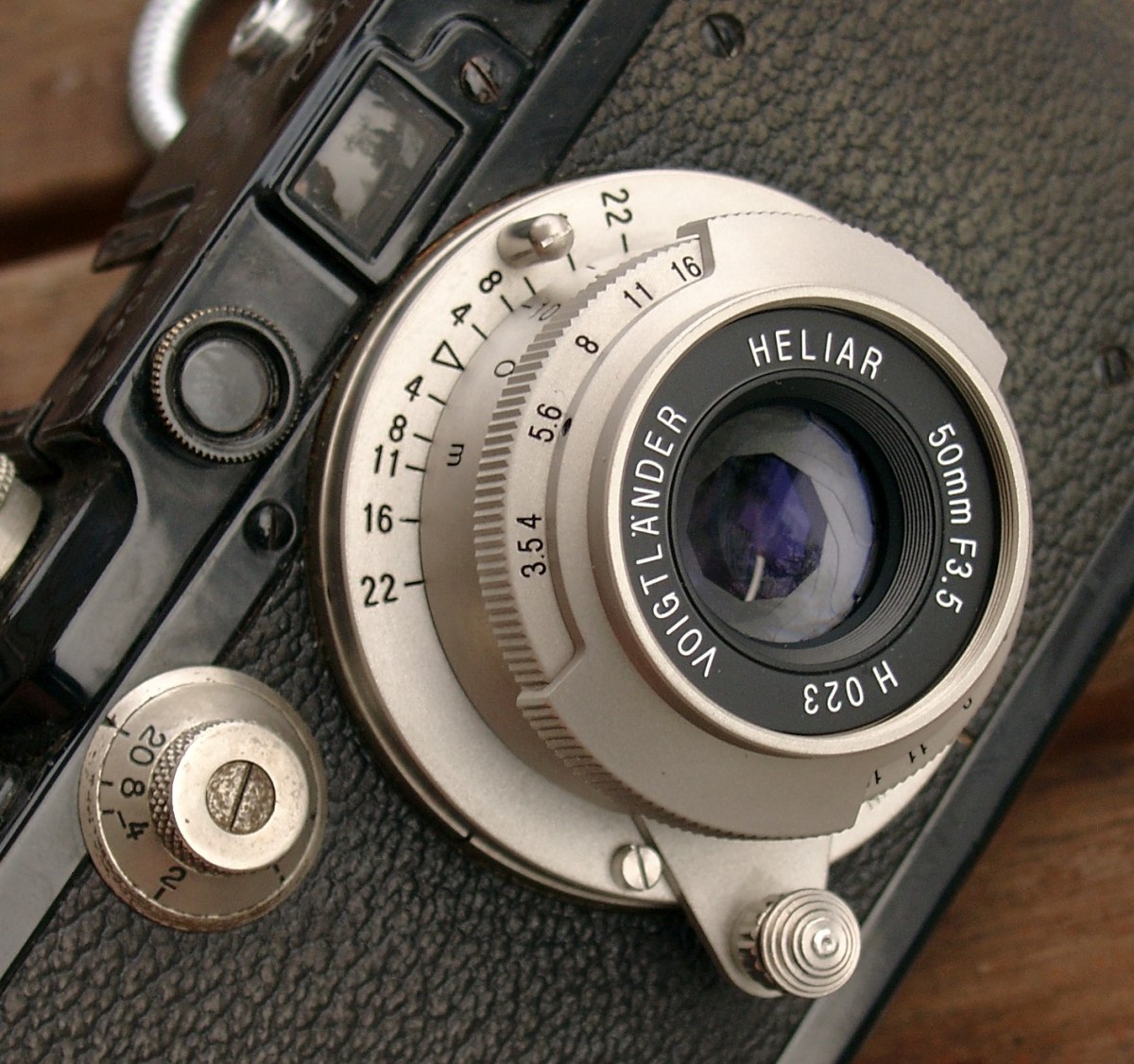 Leica III mit Voigtländer Heliar 1:3.5/50mm