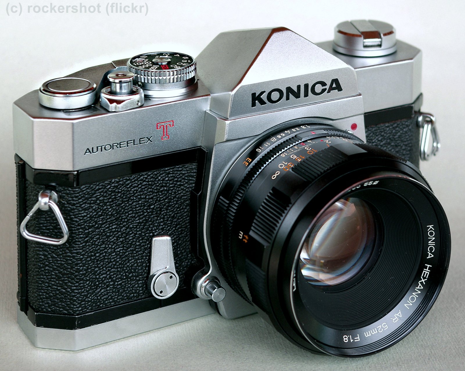 Konica
              Autoreflex T