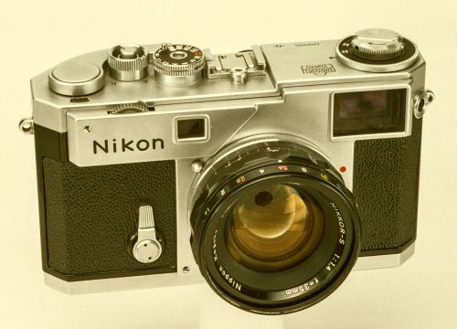 External Link: Nikon Rangefinder
        Prototypes