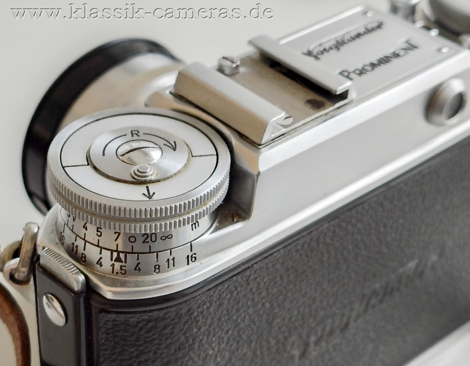 Prominent
        Entfernungseinstellung