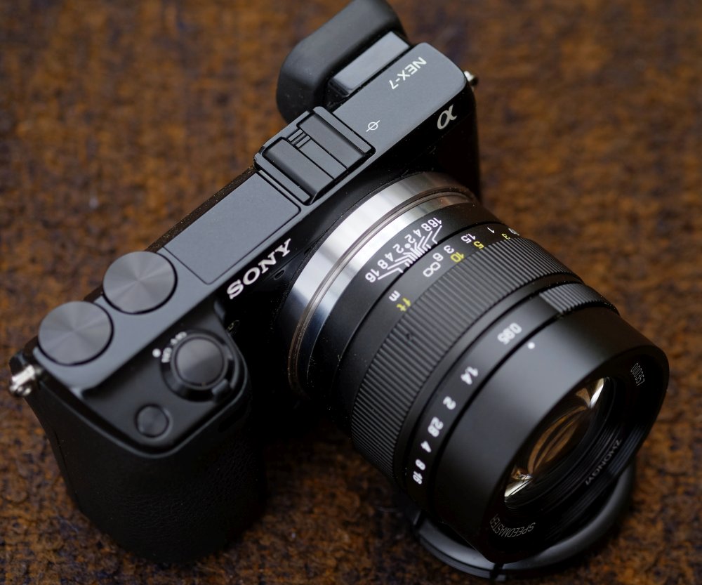 Mitakon Zhongyi Speedmaster 35mm f/0.95 Mark II Lens for Sony E Mirrorless Cameras Black 
