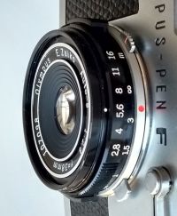 Pancake Lens 38mm f:2.8
                (anklicken vergrern)